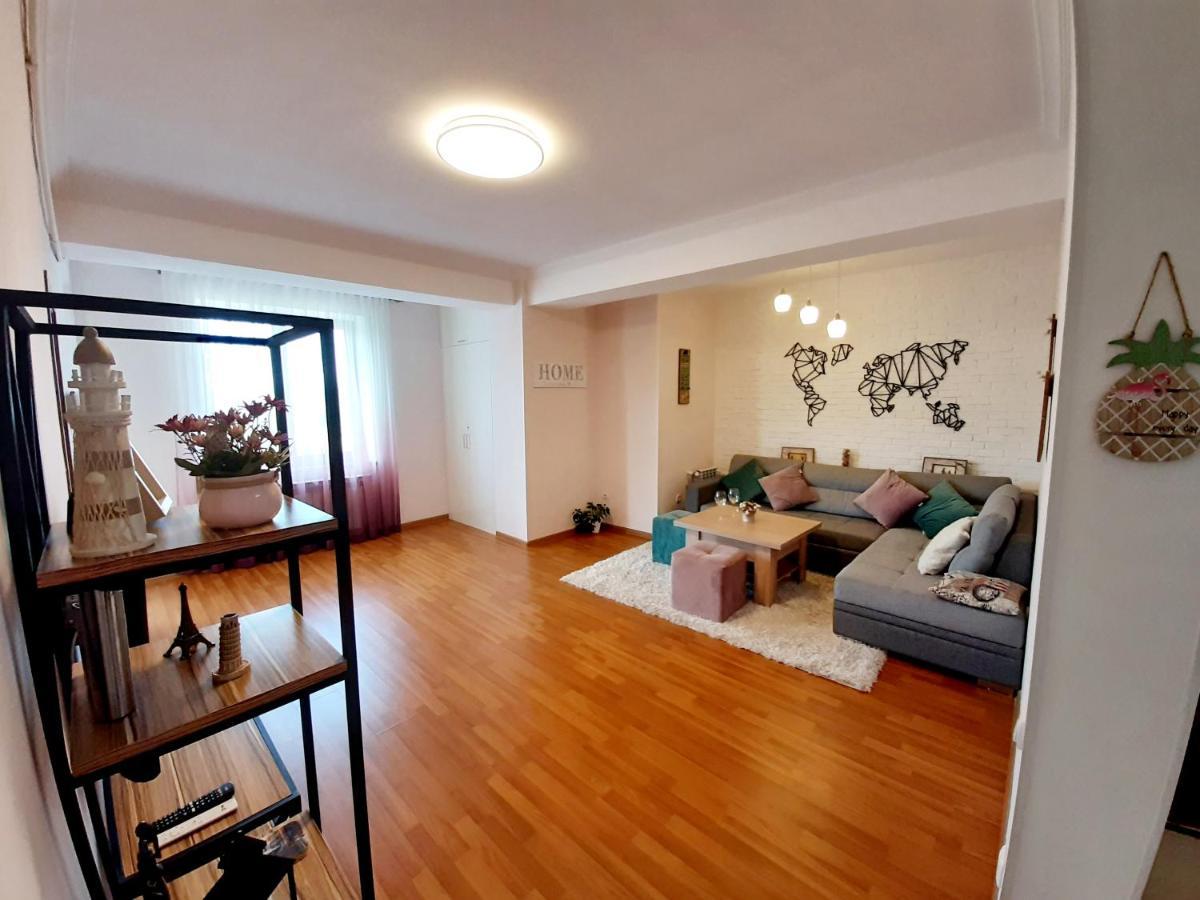 Hillside Apartment Цахкадзор Екстериор снимка